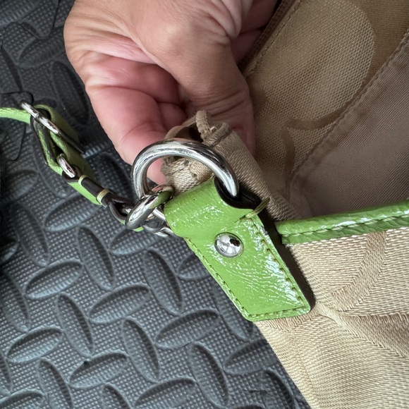 Coach Green and Tan Crossbody Bag - Picture 10 of 12